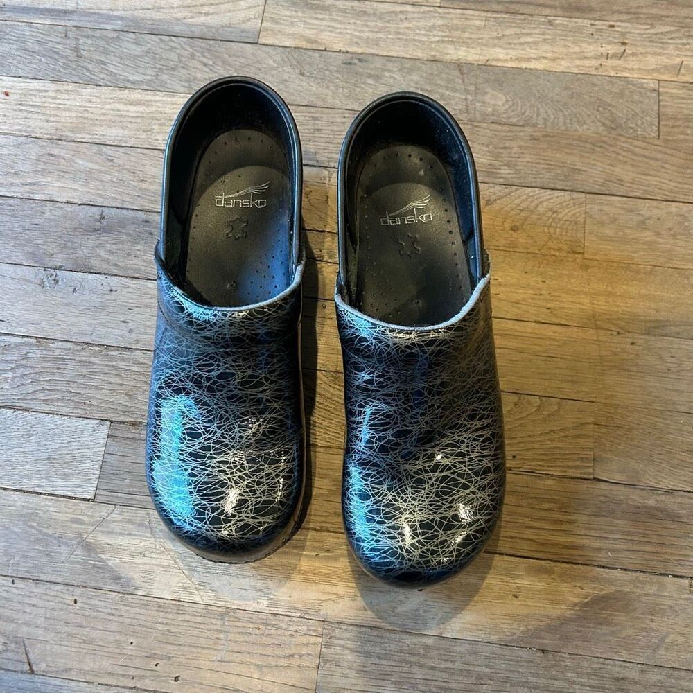 Dansko slip on clogs pre owned size 42 - Picture 2 of 11